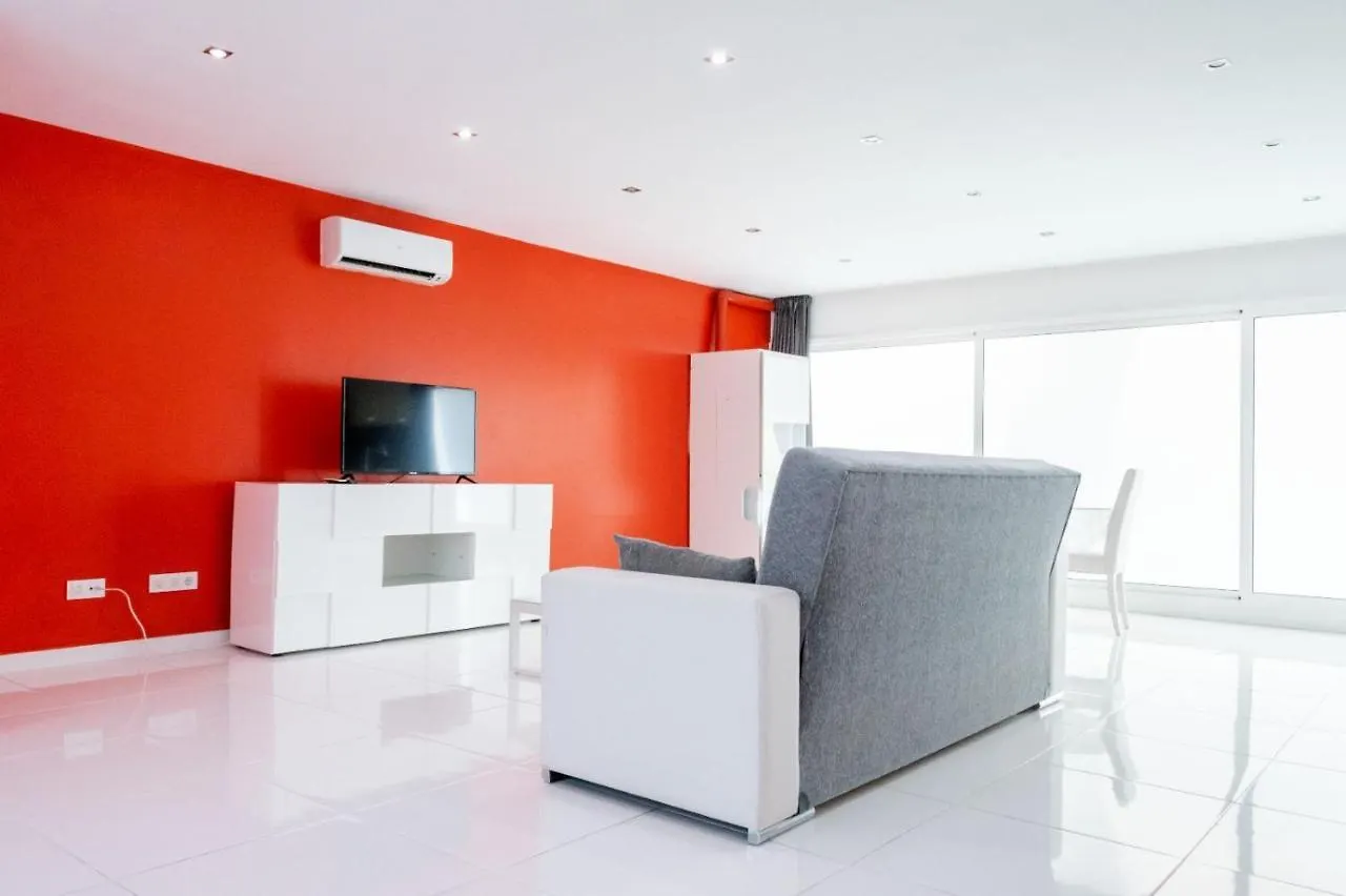 Villa 5 Playa A 2 Minutos Castelldefels Holiday home